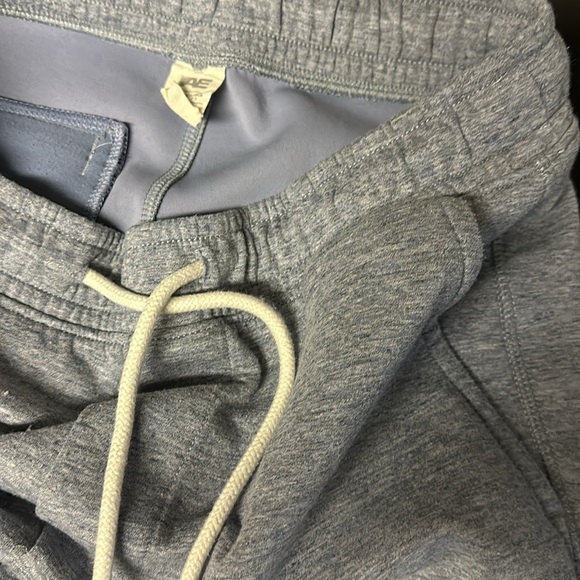 American Eagle joggers - Picture 4 of 4